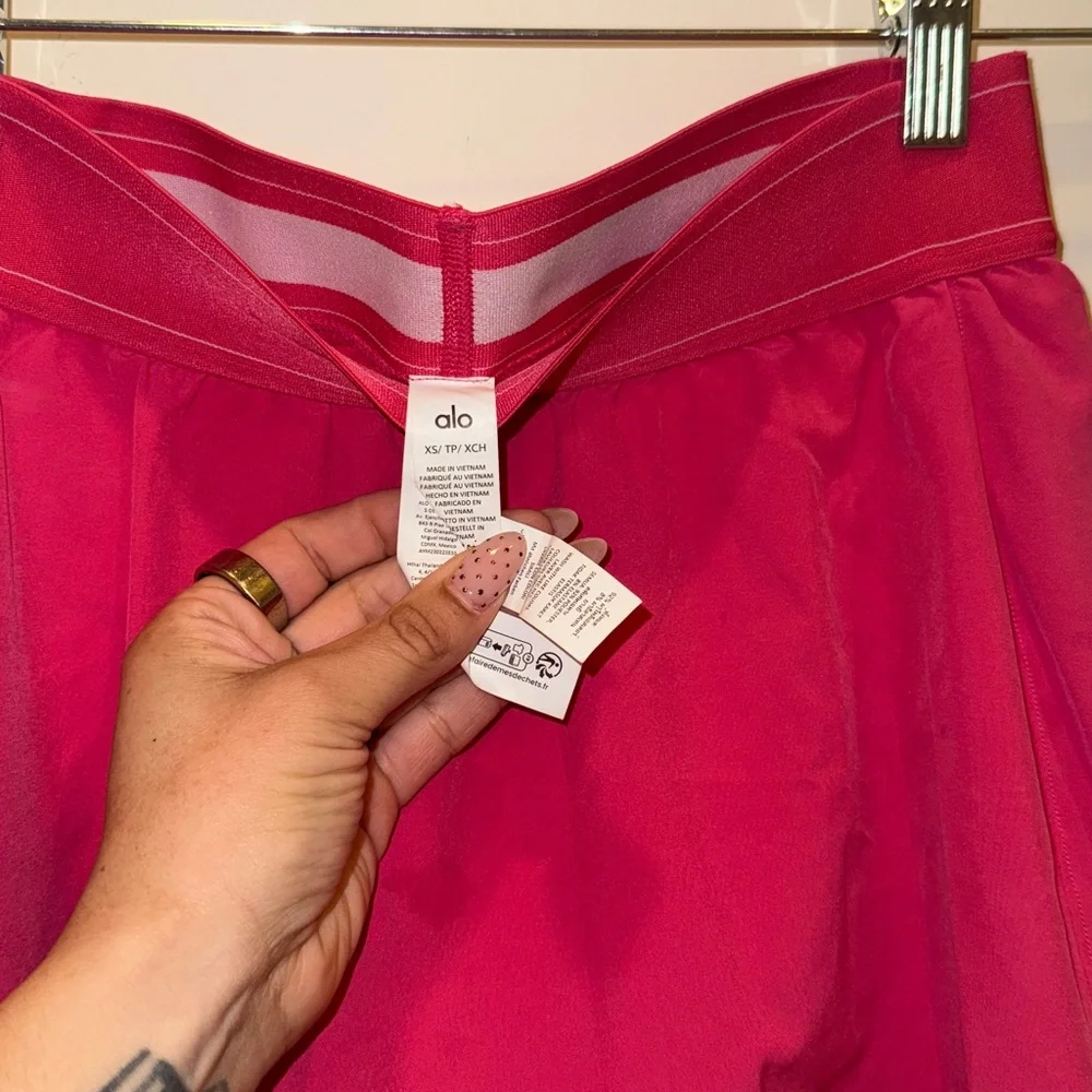 ALO Yoga Fuchsia Skirt